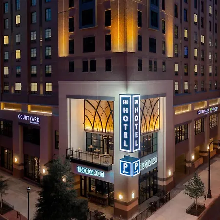 Courtyard By Marriott Atlanta Midtown Hotel
